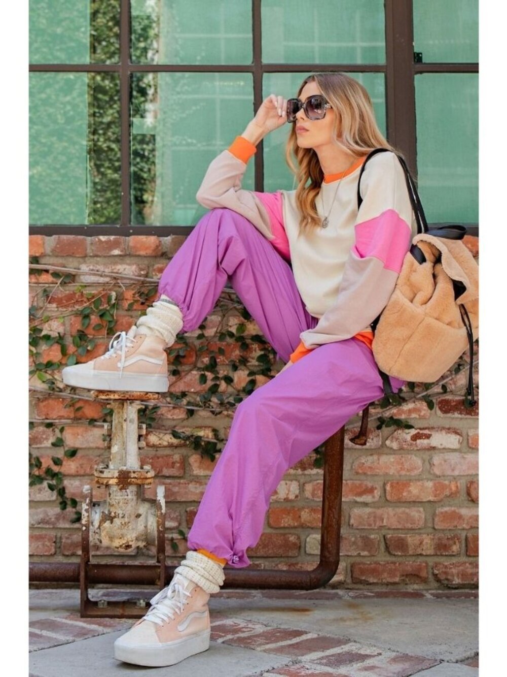 Easel Easy Breezy Parachute Cargo Pants in Lavender Large - Picture 6 of 7